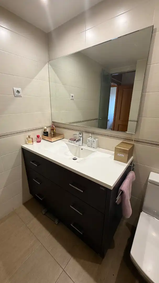 Bathroom of Flat for sale in Barcelona  with Air Conditioner, Heating and Parquet flooring