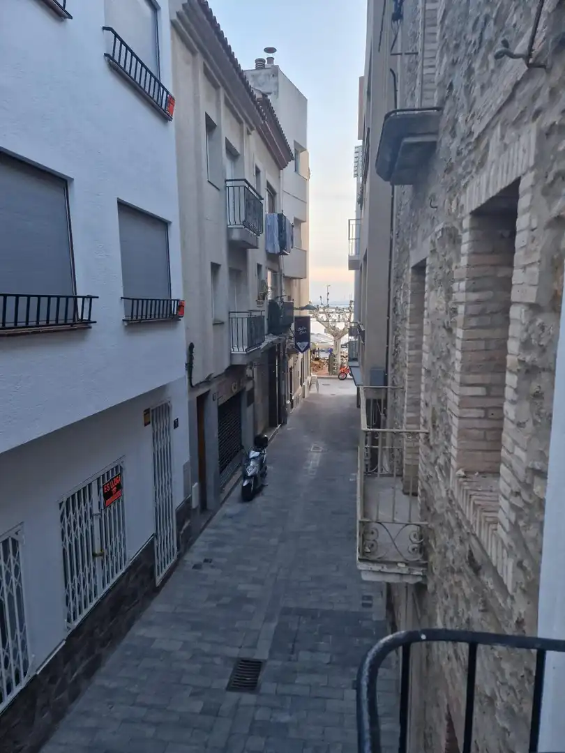 Außenansicht von Maisonette zum Verkauf in Roses mit Terrasse, Möbliert und Balkon