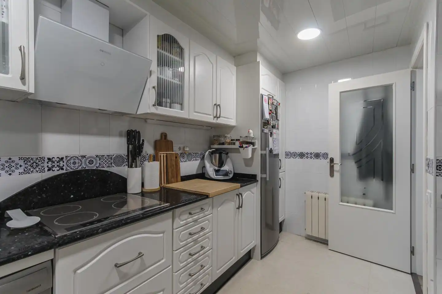 Küche von Wohnung zum Verkauf in Montcada i Reixac mit Klimaanlage, Terrasse und Möbliert