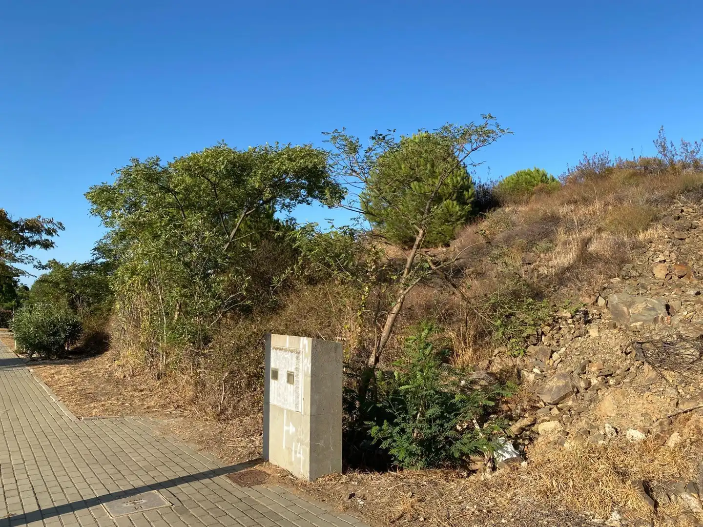 Terreno residenziale in vendita a Avenida ROSALIA DE CASTRO, imagen 3