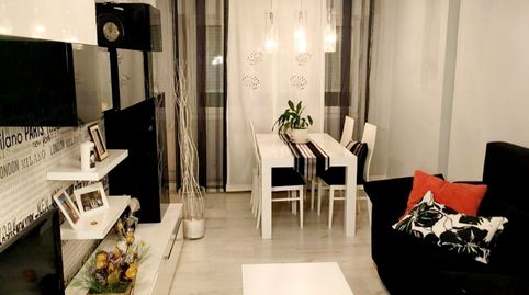 Foto 3 de Piso de alquiler en Santa Isabel Kalea, Arrigorriaga, Bizkaia