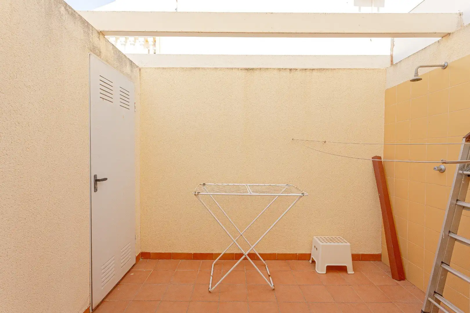 Balcony of Houses for sale in Pilar de la Horadada  with Storage room, Furnished and Washing machine