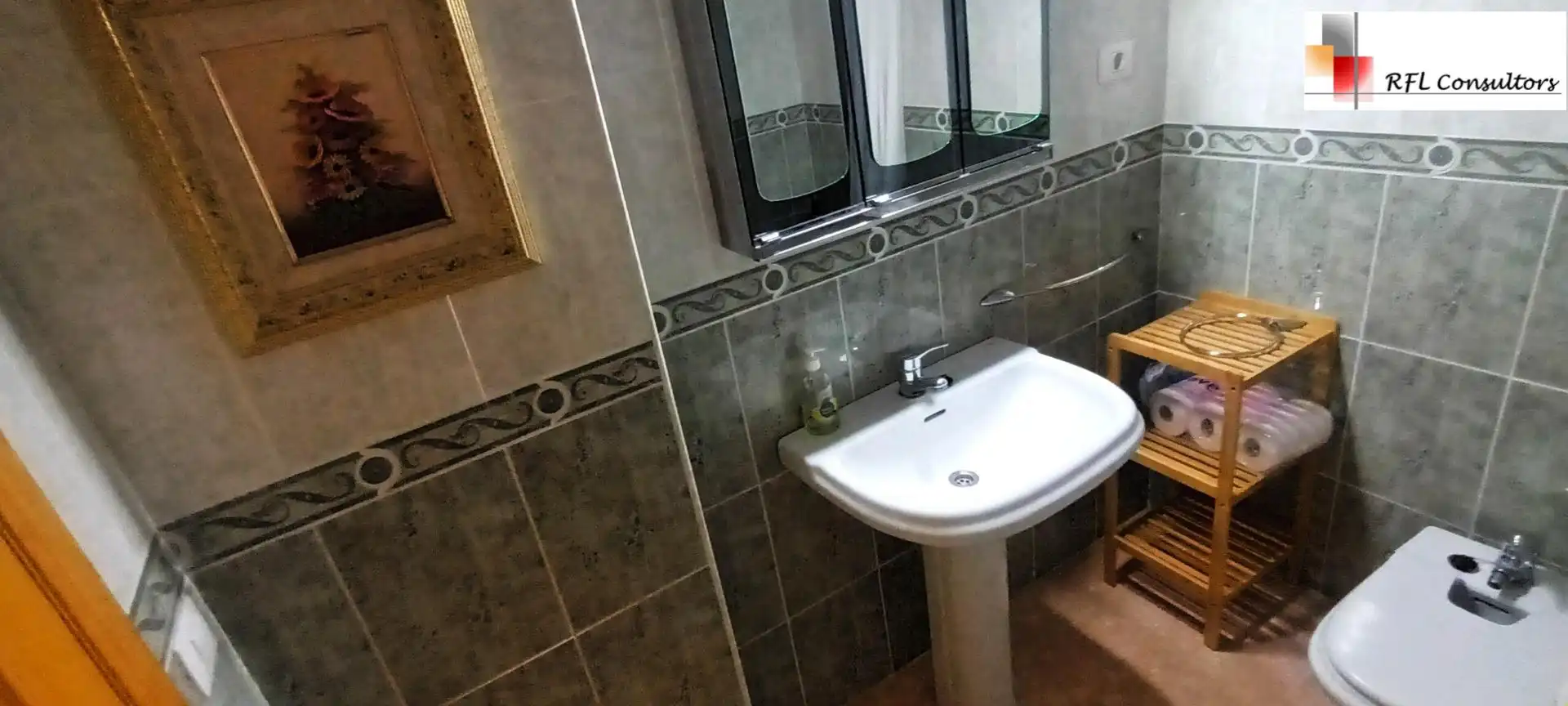Badezimmer von Wohnungen zur Miete in Torreblanca mit Klimaanlage, Privatgarten und Terrasse