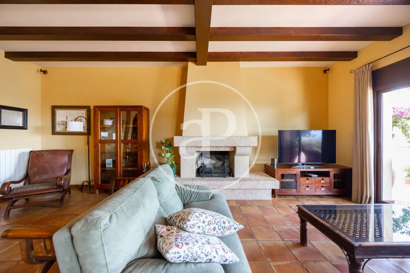 Sala de estar de Casa o chalet en venta en Argentona con Aire acondicionado, Calefacción y Jardín privado