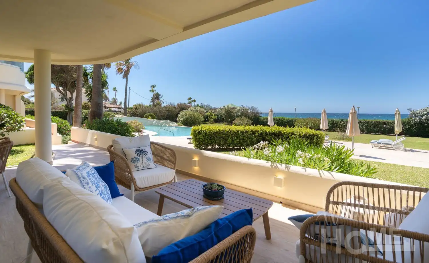 Flat with pool to rent in CL NEPTUNO UR RANCHO PARK 2
