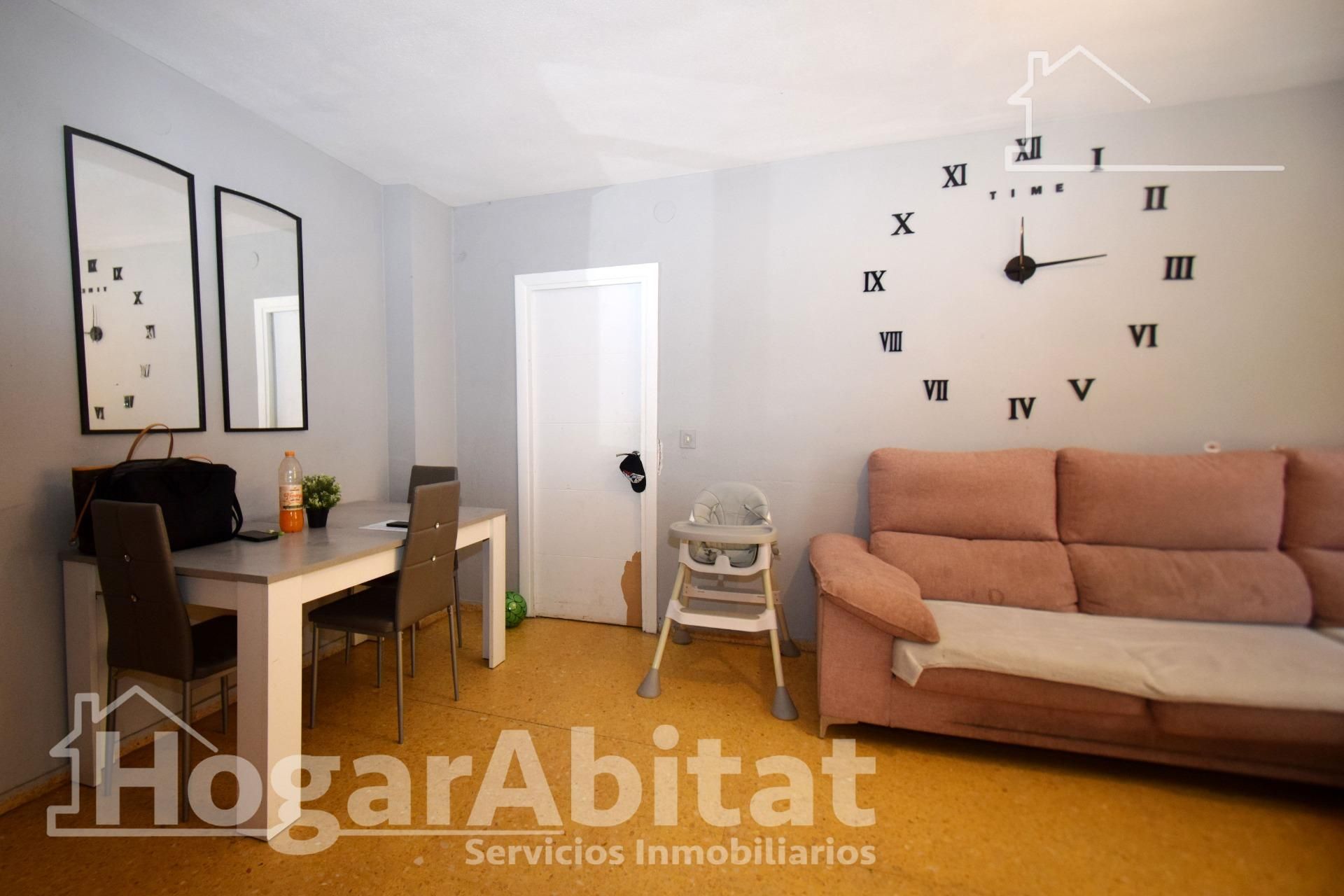 Bedroom of Flat for sale in Vilamarxant  with Air Conditioner and Balcony
