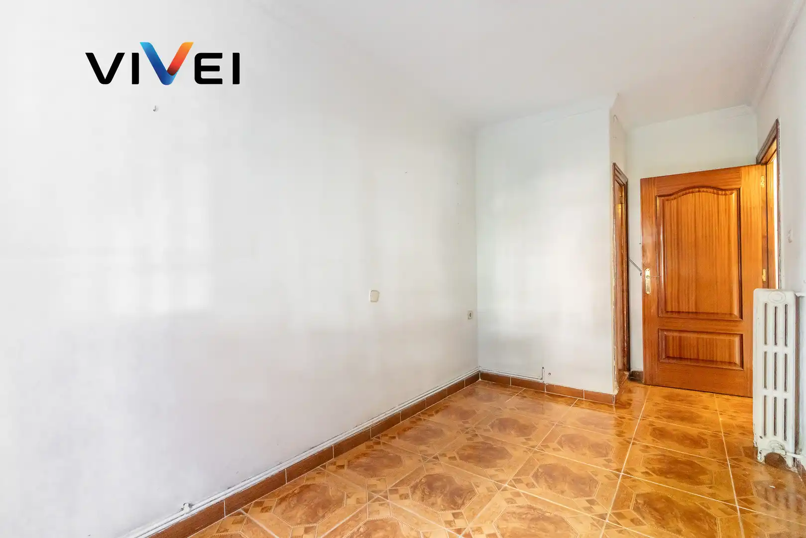 Schlafzimmer von Erdgeschoss zum Verkauf in Madrid mit Heizung