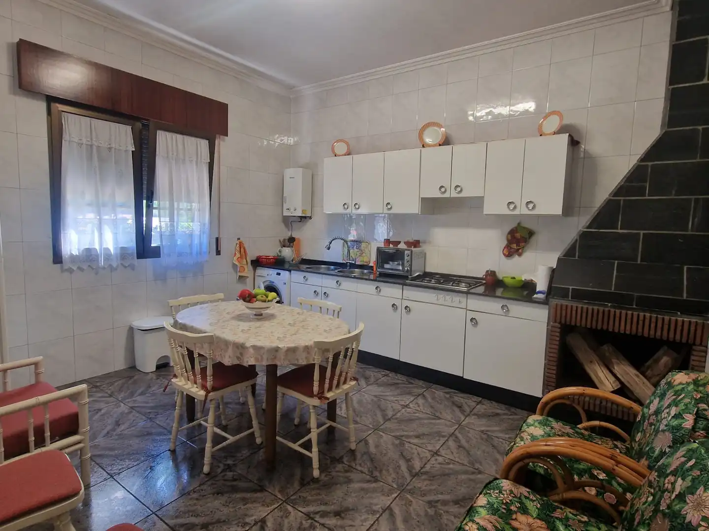 Haus mit Terrasse zum Verkauf in Lugar Bosende 14, imagen 6
