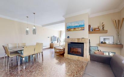 Living room of House or chalet for sale in Chiva  with Air Conditioner, Heating and Private garden