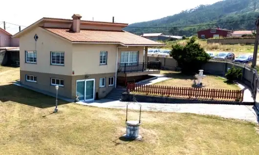 Vista exterior de Casa o chalet de alquiler en Valdoviño con Terraza y Amueblado