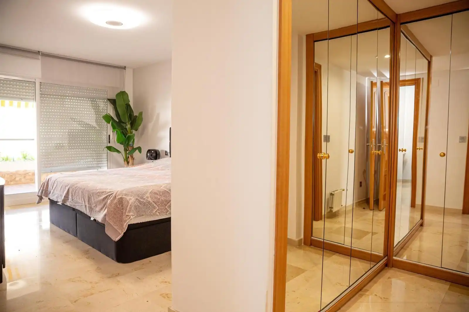 Habitación de Piso en venta en Marbella con Aire acondicionado, Terraza y Trastero