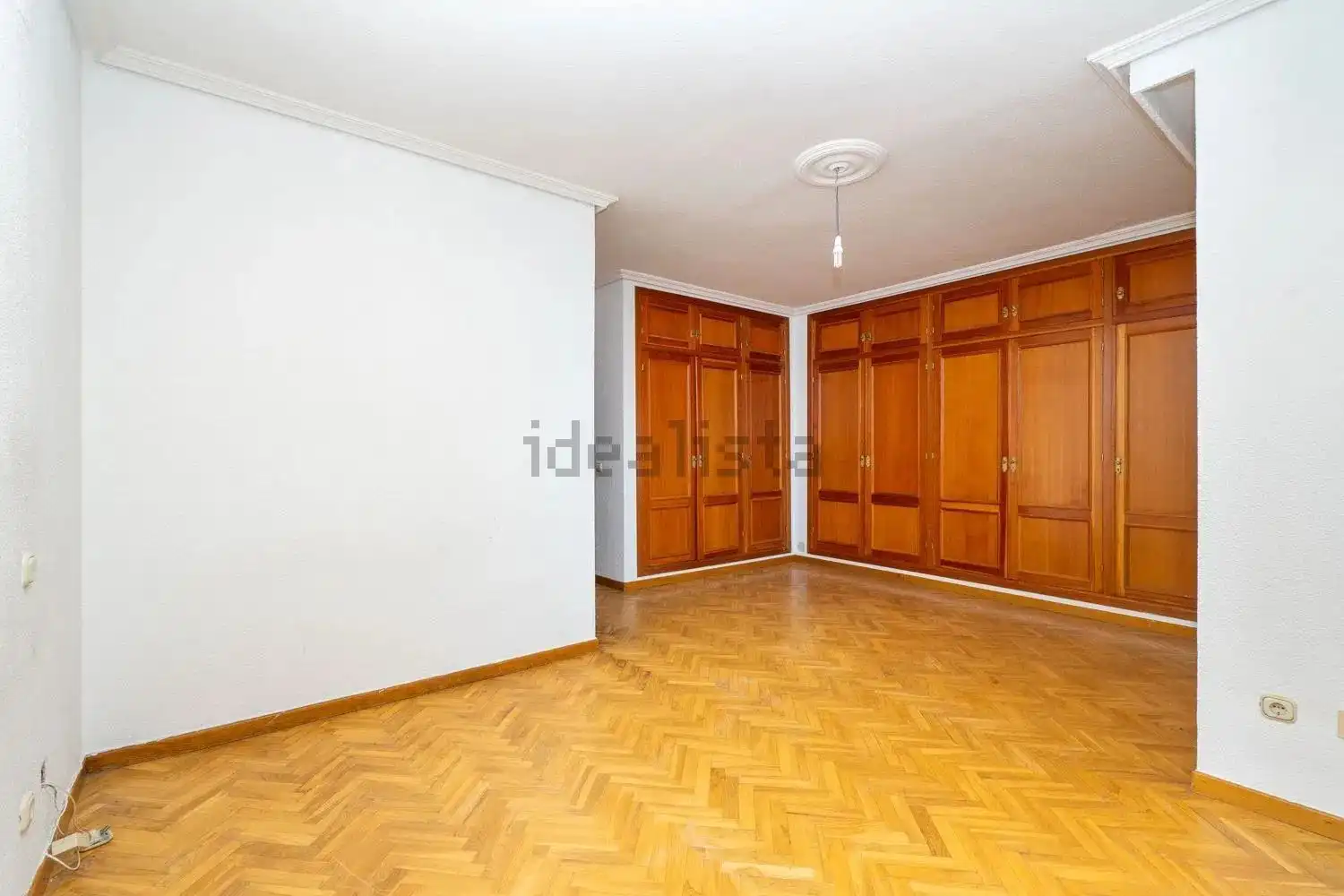 Bedroom of Detached homes for sale in Talavera de la Reina  with Air Conditioner, Heating and Storage room