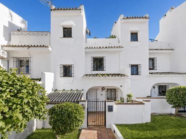 Reihenhaus mit Pool zum Verkauf in Hipódromo - Cerrado del Águila