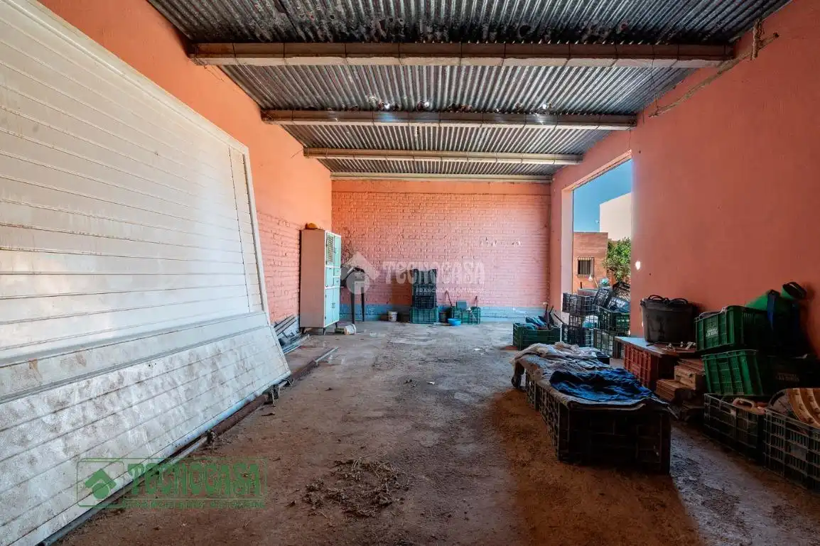 Casa adosada en venda en El Ejido amb Aire condicionat, Jardí privat i Moblat