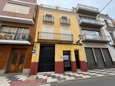 Casa en venda a Calle Albalat