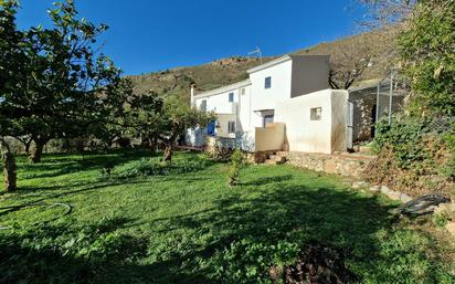 Jardí de Casa o xalet en venda en Alcaucín