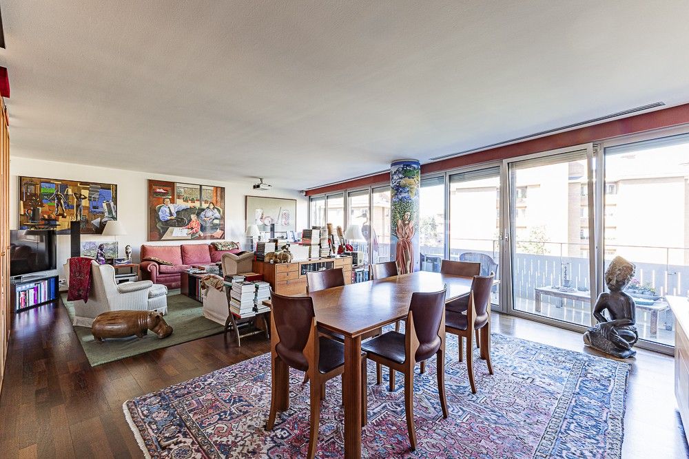Living room of Apartment for sale in  Barcelona Capital  with Air Conditioner, Heating and Parquet flooring