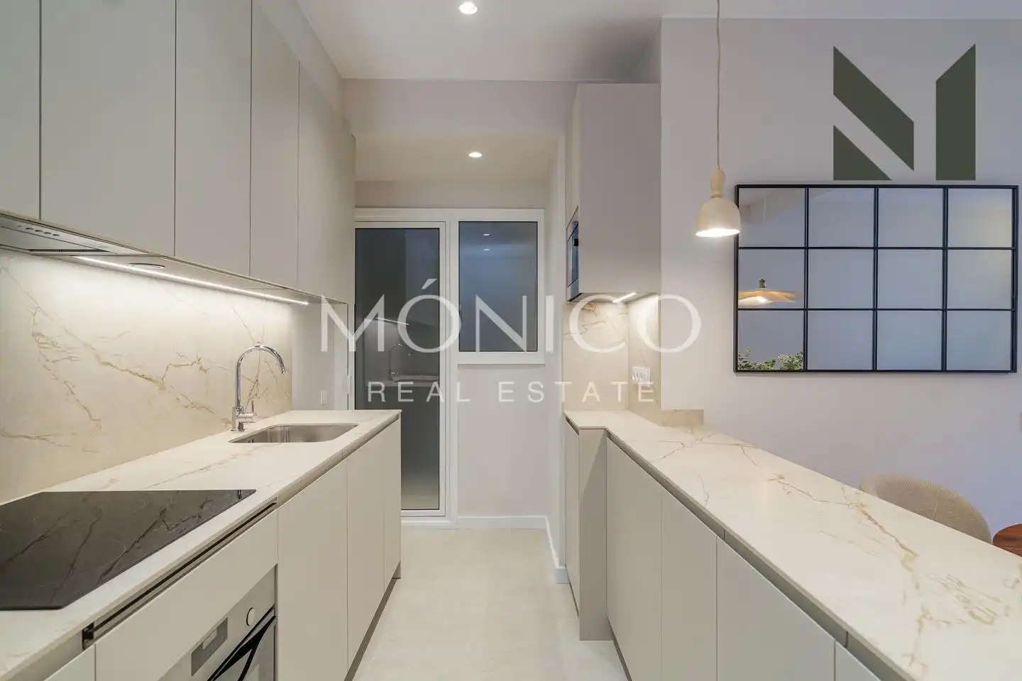 Piso con terraza en venta en Calle de Sicília, imagen 8