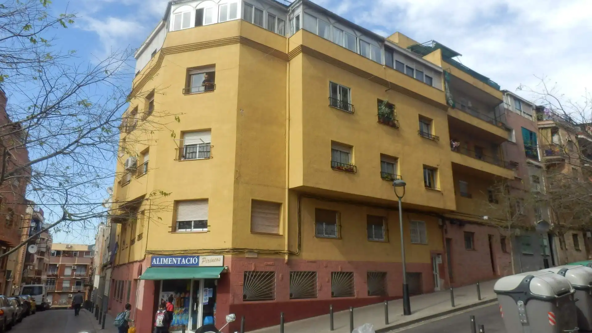 Außenansicht von Geschaftsraum zur Miete in Santa Coloma de Gramenet