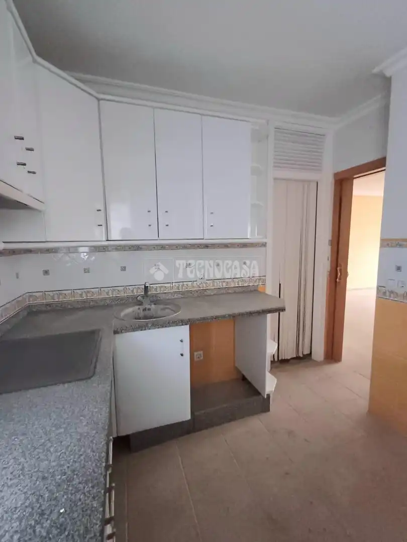Piso con ascensor en venta en Montilla, imagen 13