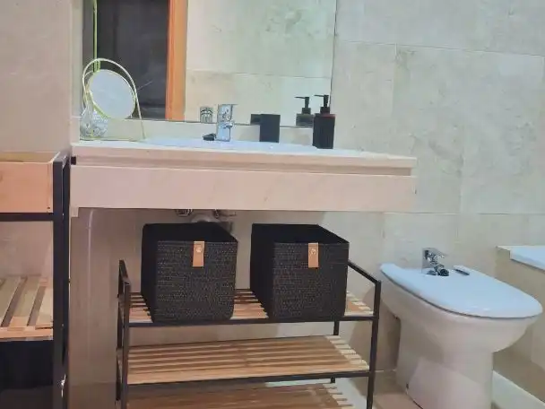 Bathroom of Flat for rent in Cruz de Humilladero
