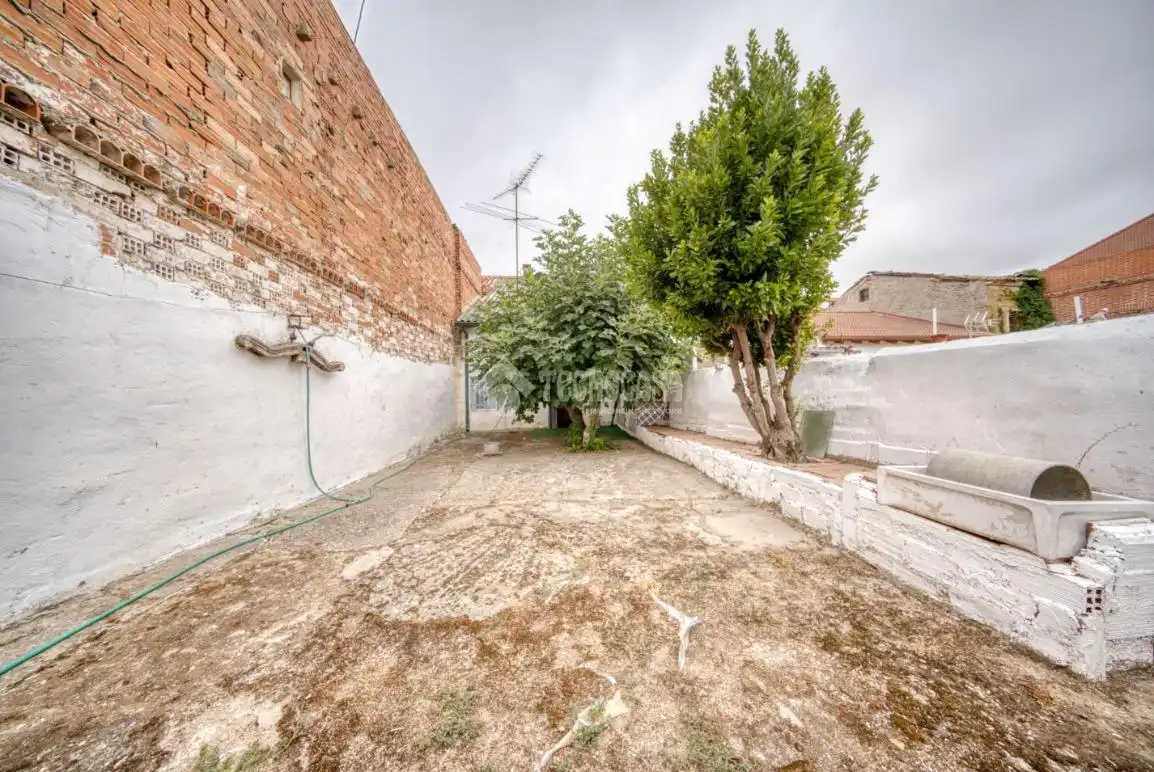 Jardí de Casa o xalet en venda en Cistérniga