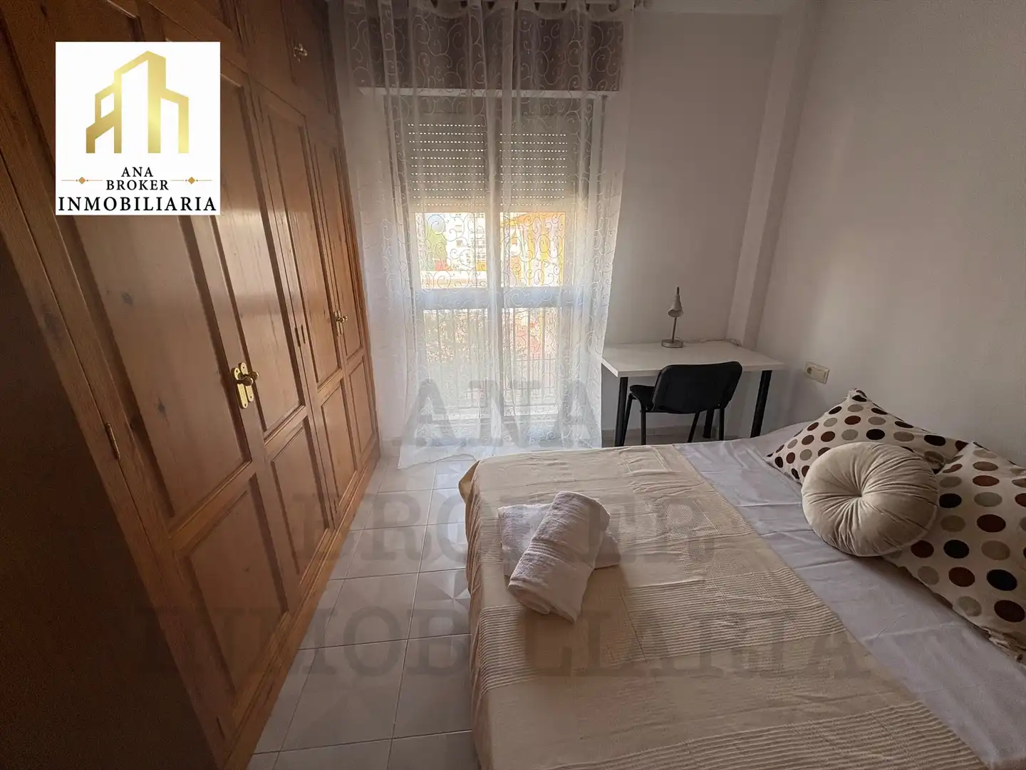 Schlafzimmer von Wohnung zur Miete in Ronda mit Möbliert