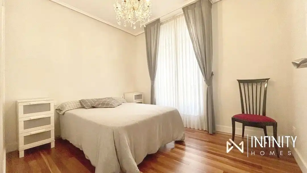 Flat with terrace to rent in Kale Barria, imagen 12