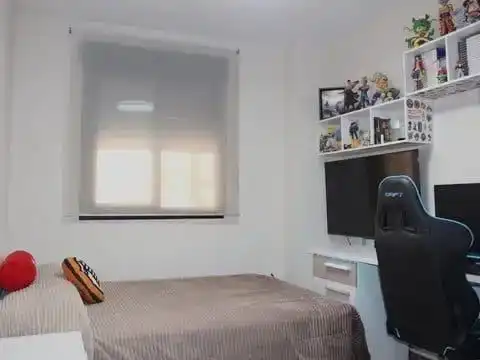 Bedroom of Flat for sale in Torrent  with Air Conditioner and Balcony