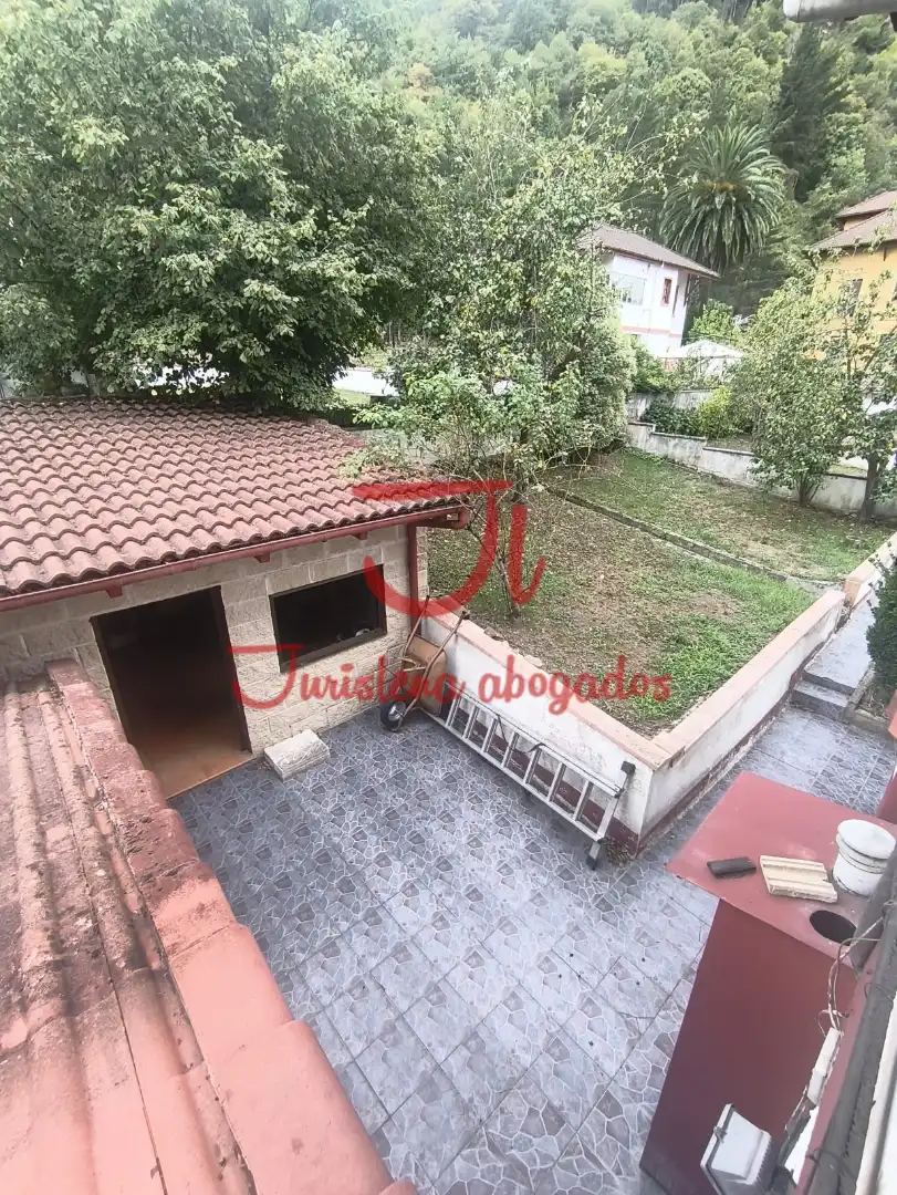 Casa aparellada amb jardí en venda a Aldea Bustiello 31, imagen 28