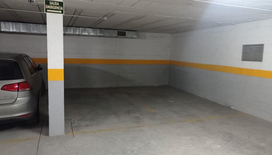Photo 1 of Garage to rent in Núcleo urbano, Cádiz