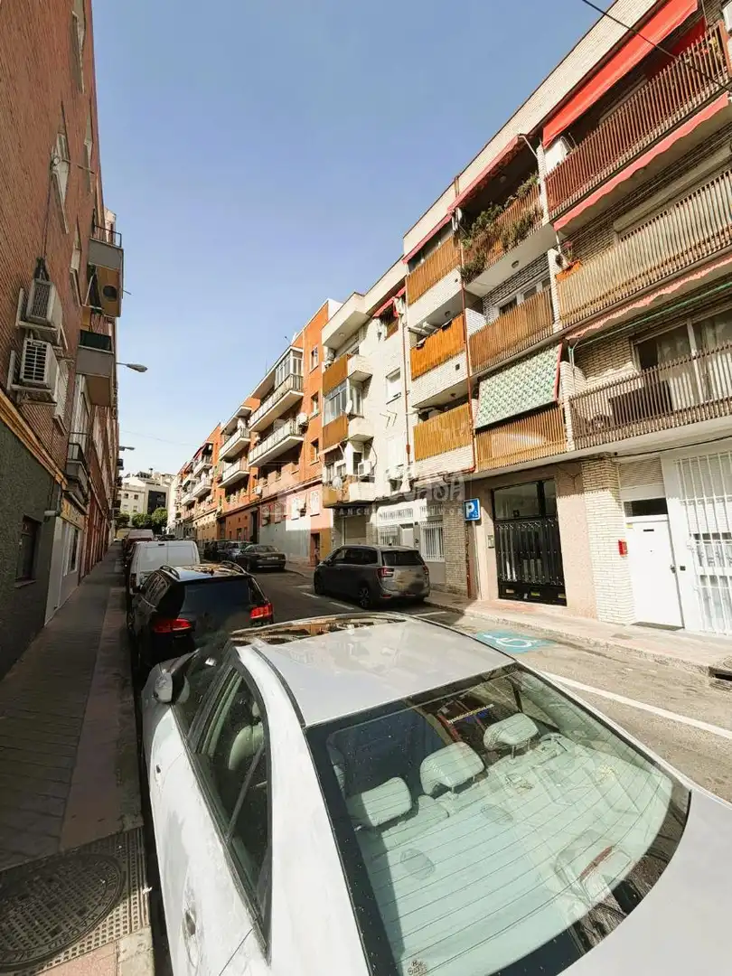 Vista exterior de Piso en venta en Madrid con Aire acondicionado