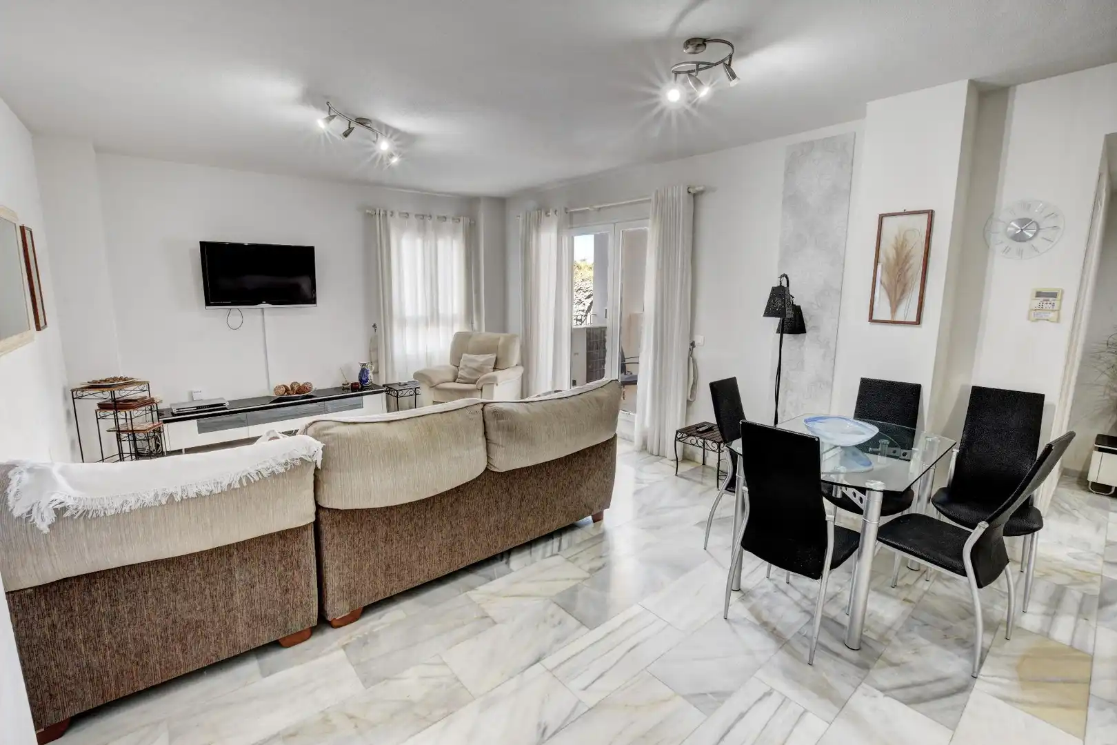 Piso con terraza en venta en ALEMANIA, imagen 6