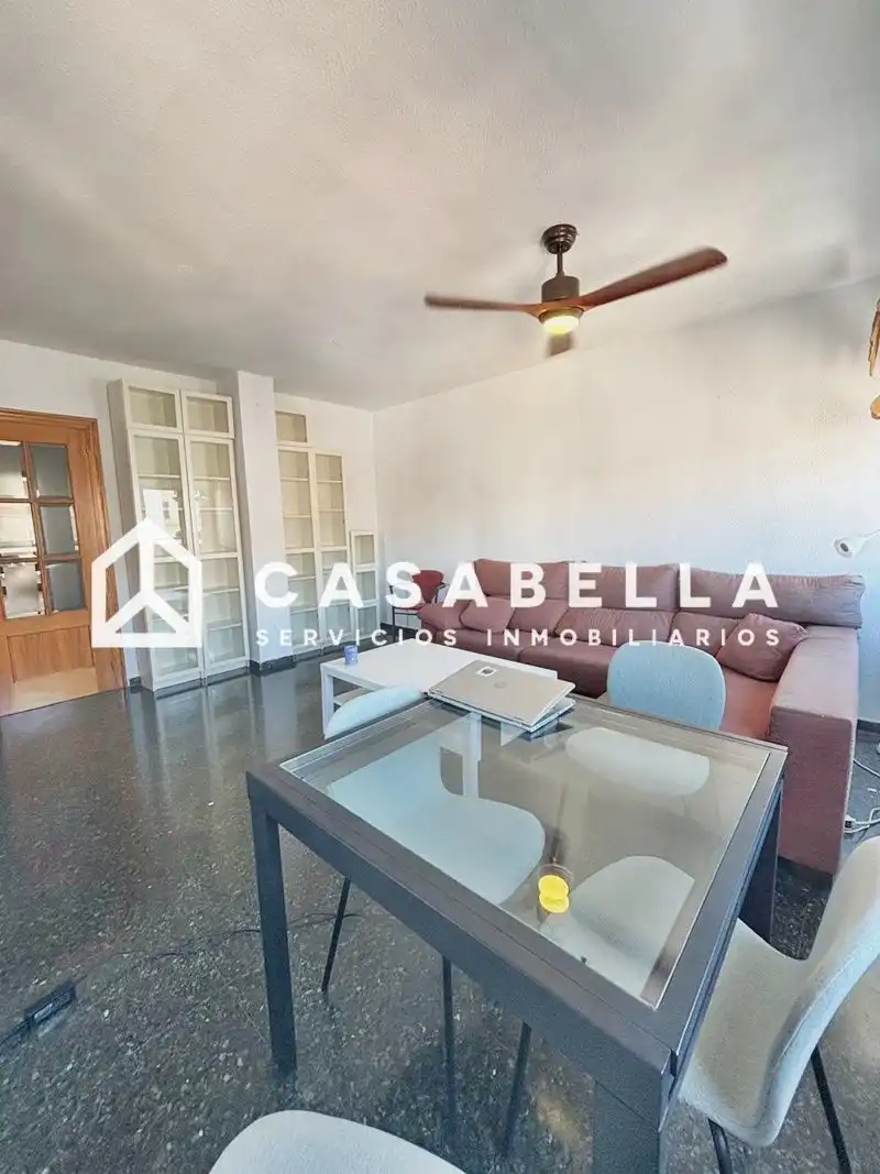 Vista exterior de Ático en venta en Valencia con Aire acondicionado, Calefacción y Terraza