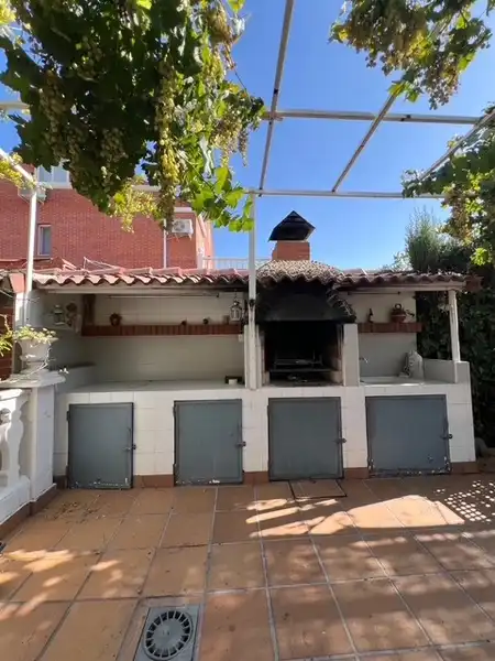 Houses for sale in ANTARTIDA, Las Conejeras - Esparragal