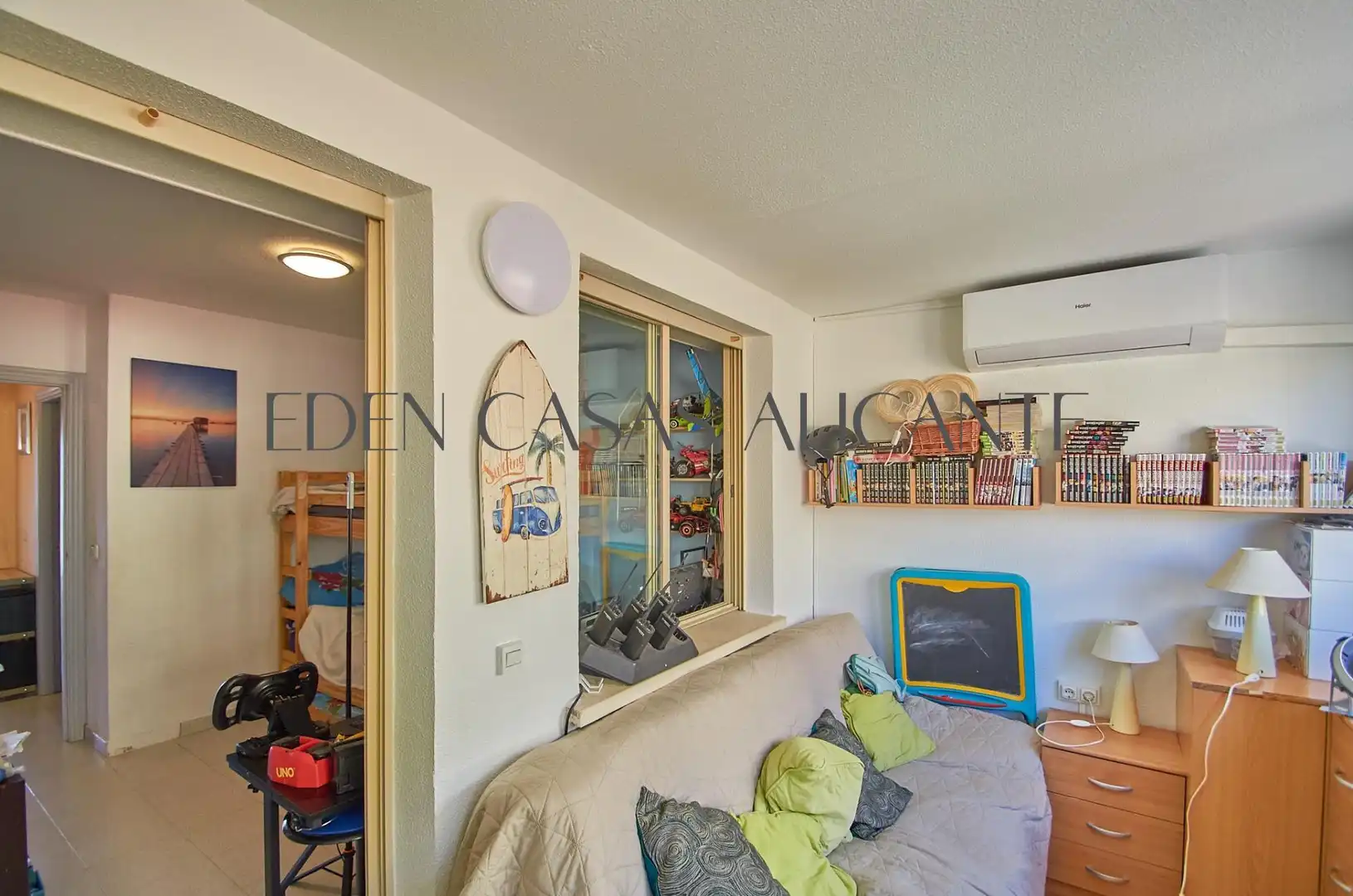 Sala de estar de Casa adosada en venta en El Campello con Aire acondicionado, Jardín privado y Terraza