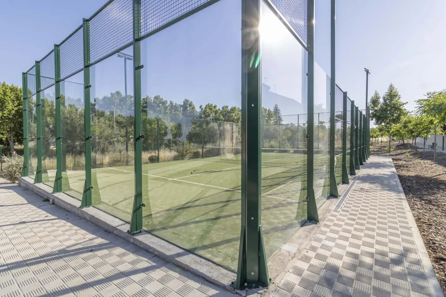Jardín de Casa adosada en venta en Espartinas con Aire acondicionado, Terraza y Piscina