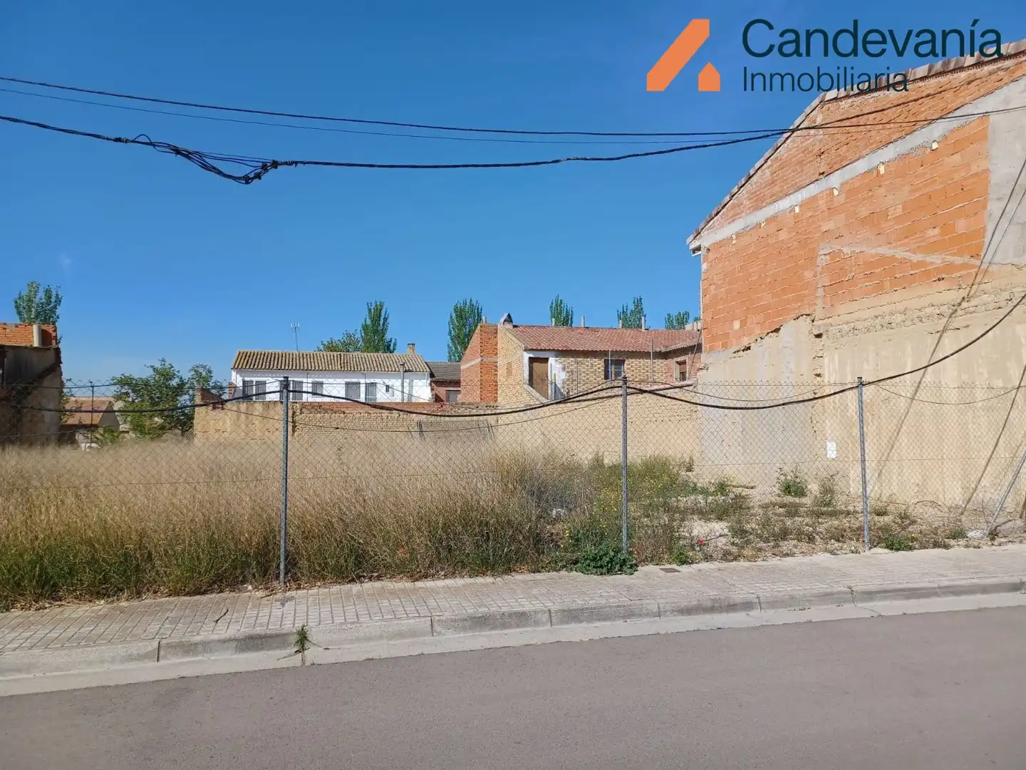 Terreny residencial en venda a Villanueva de Gállego, imagen 6