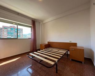 Apartament per a compartir a  Granada Capital