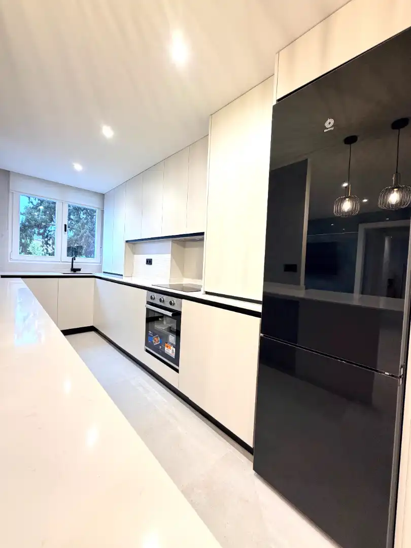 Kitchen of Flat for rent in Genil