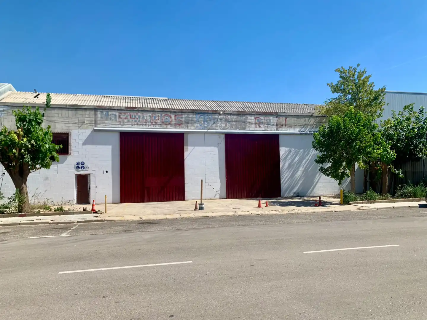 Nave industrial in vendita a Carrer del Montsià, imagen 2