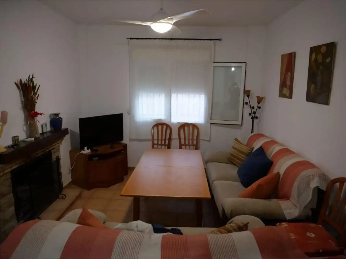Wohnzimmer von Wohnung zur Miete in Baeza mit Privatgarten, Abstellraum und Möbliert