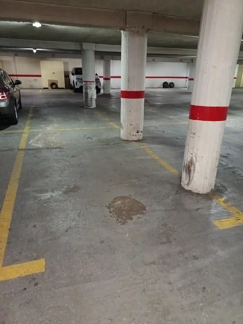 Parking de Piso en venta en Valladolid con Calefacción