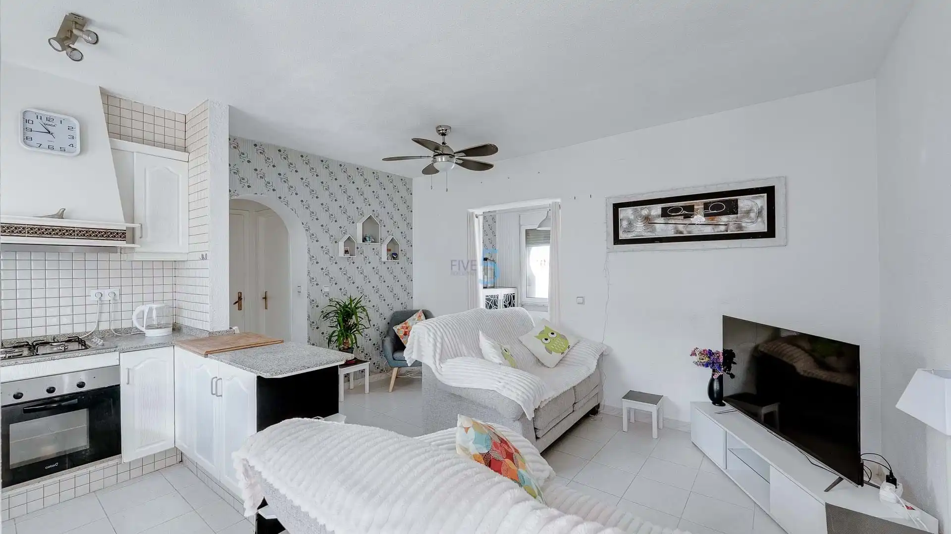 Sala de estar de Piso en venta en San Miguel de Salinas con Terraza, Trastero y Balcón