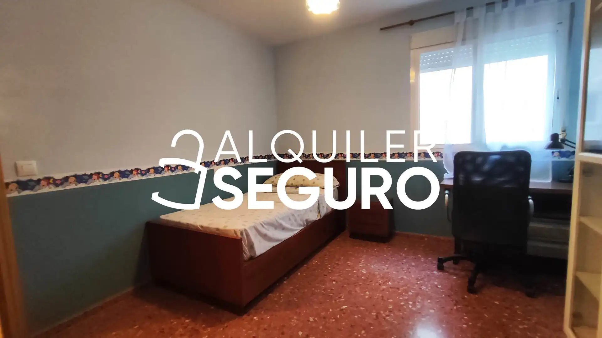 Bedroom of Flat for rent in Sagunto / Sagunt  with Air Conditioner and Furnished