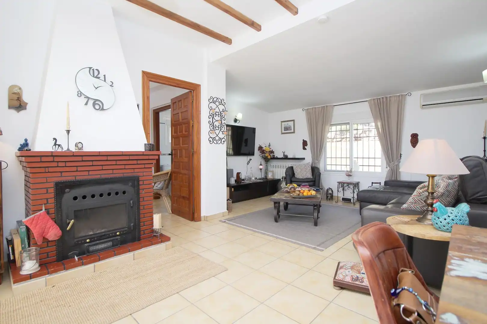 Sala de estar de Casa o chalet en venta en Almogía con Aire acondicionado, Calefacción y Jardín privado