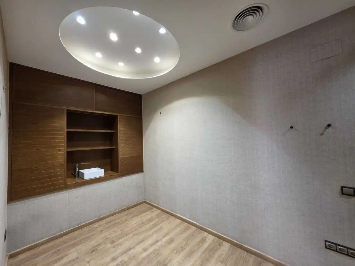 Local comercial de lloguer a Av. de Ansaldo, imagen 12
