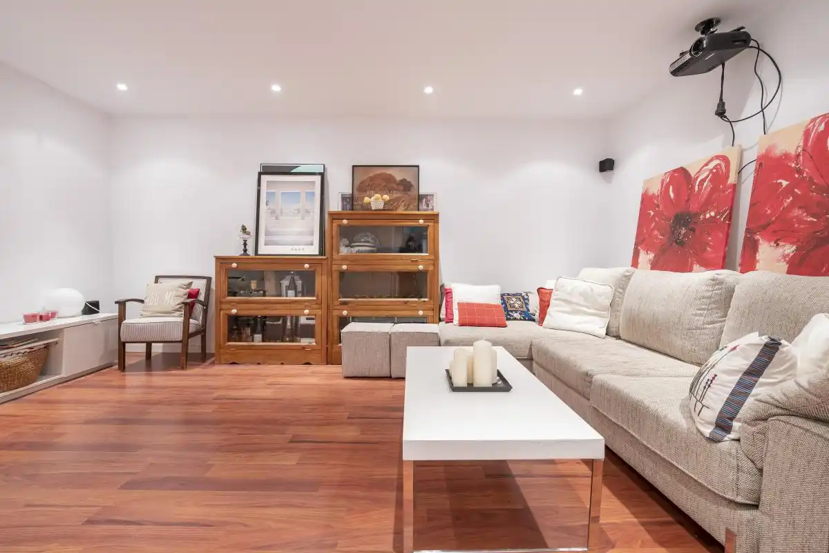 Sala d'estar de Casa o xalet en venda en Valdemorillo amb Calefacció, Jardí privat i Terrassa