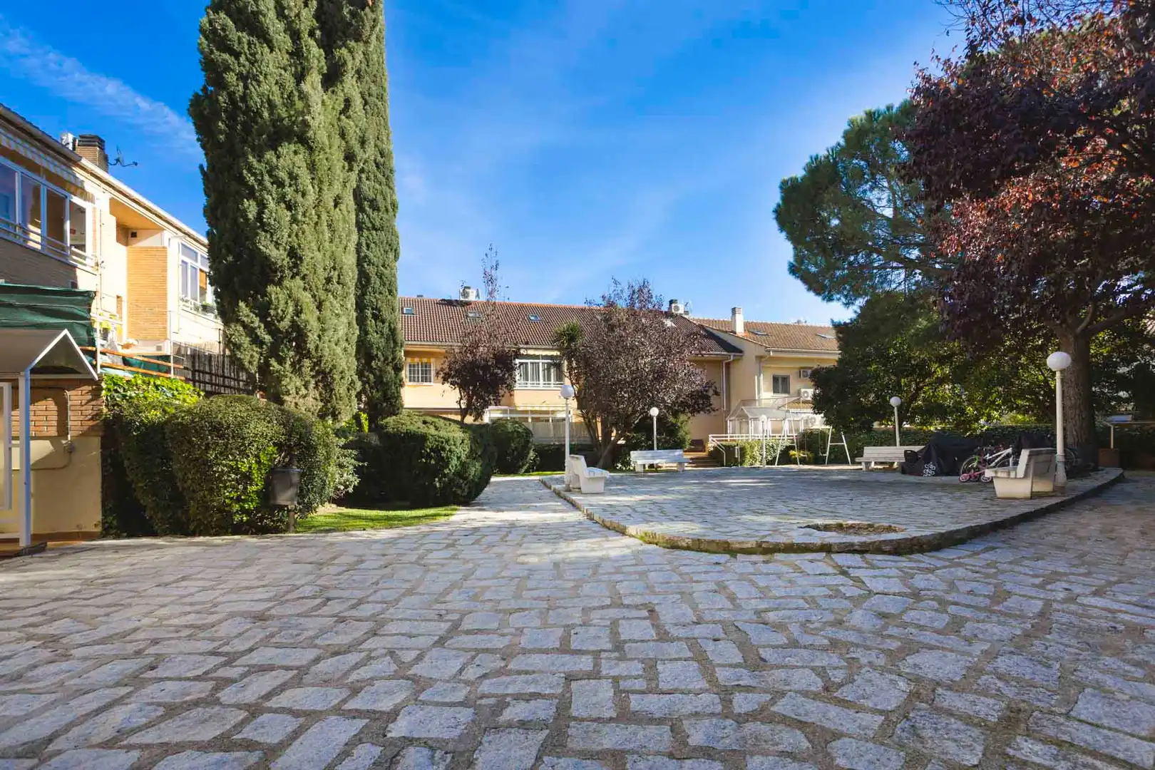 Exterior view of Flat for sale in Brunete  with Air Conditioner, Heating and Private garden