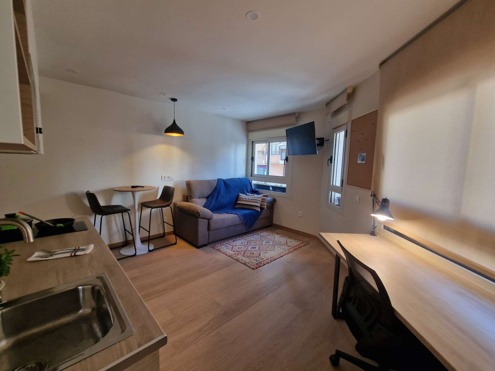 Living room of Study for share in San Vicente del Raspeig / Sant Vicent del Raspeig  with Air Conditioner, Terrace and Furnished